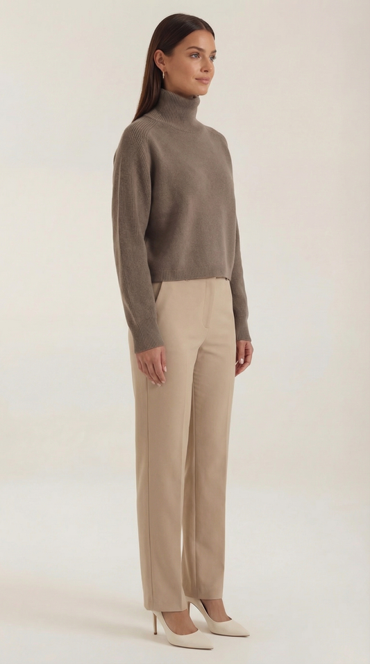 Nieves | Jersey de Cuello Alto Tejido Oversize Tono Neutro
