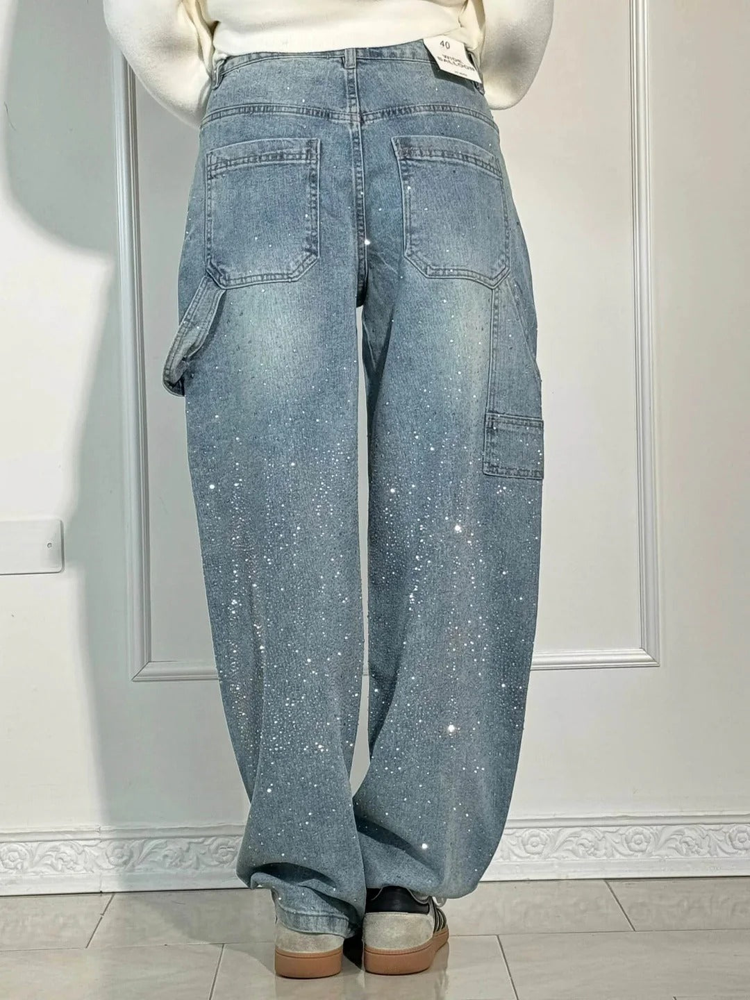 Brillante – Jeans Anchos con Detalles Brillantes