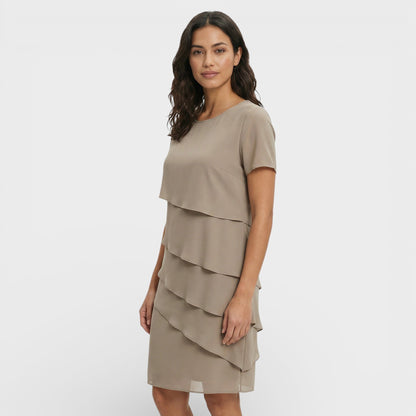 Inmaculada | Vestido Midi con Volantes en Capas